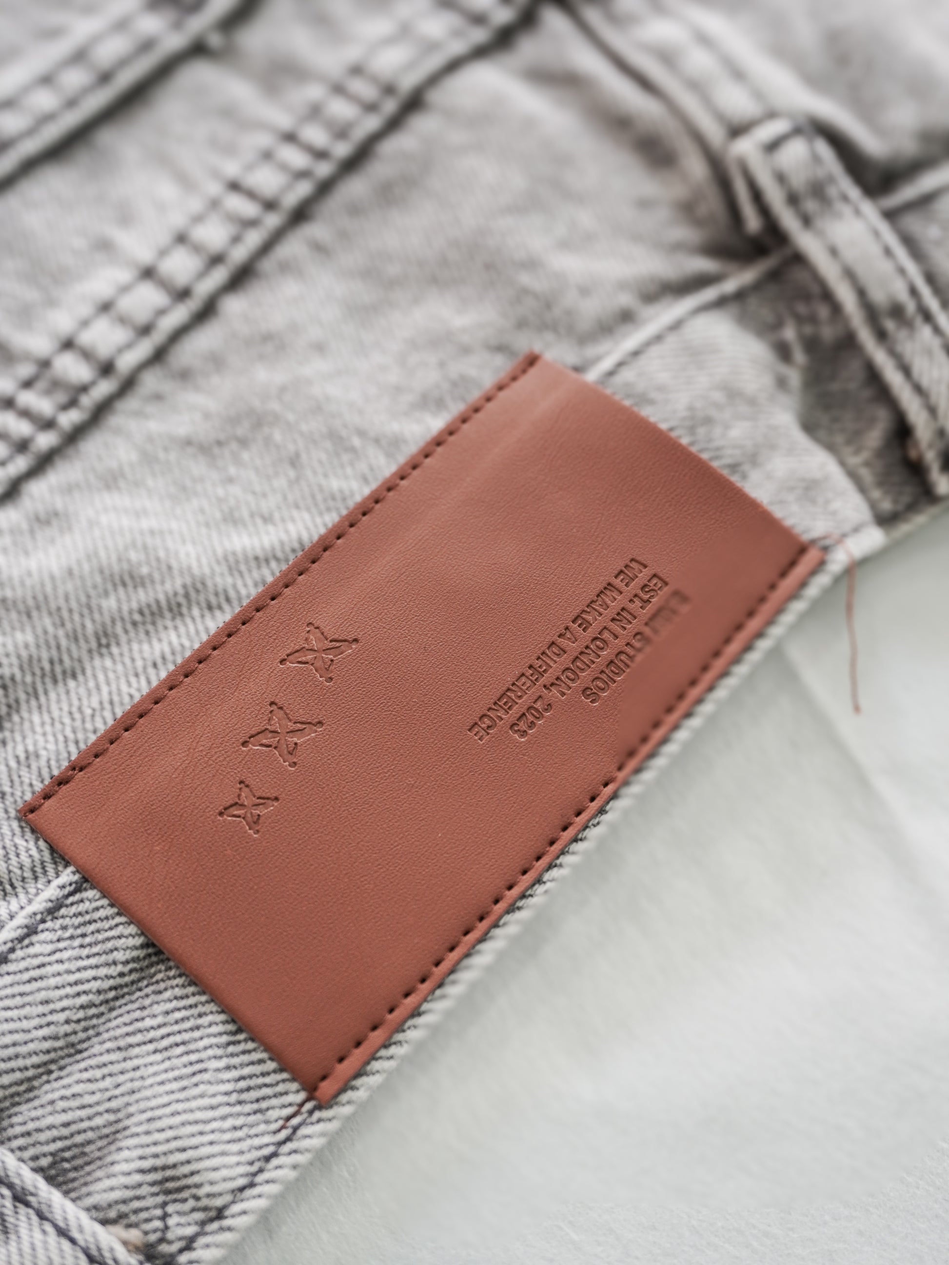 BAMI GREY DENIM SHORTS